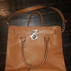 Michael Kors Hamilton large shoulder bag